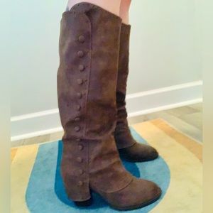 Not Rated tall brown button boots size 8